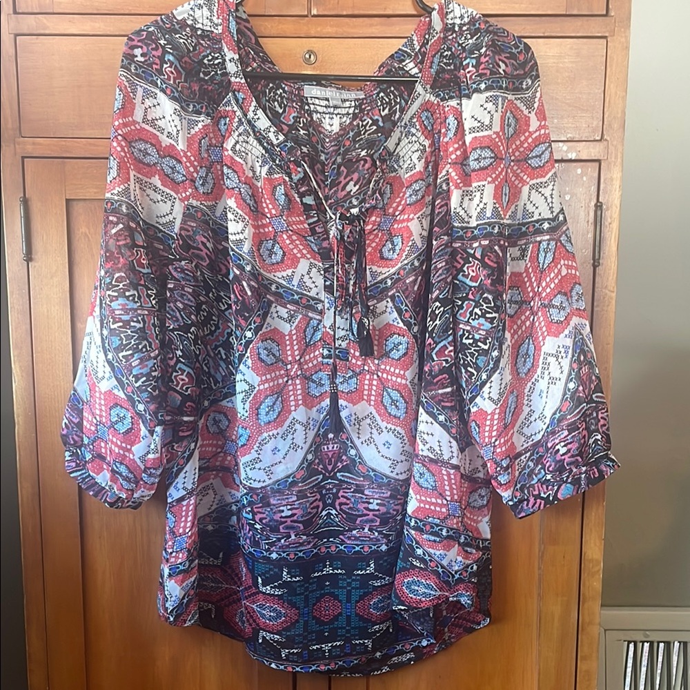 Daniel Rainn Red and Blue Blouse with 3/4 Sleeves Tie Front and Bib Collar